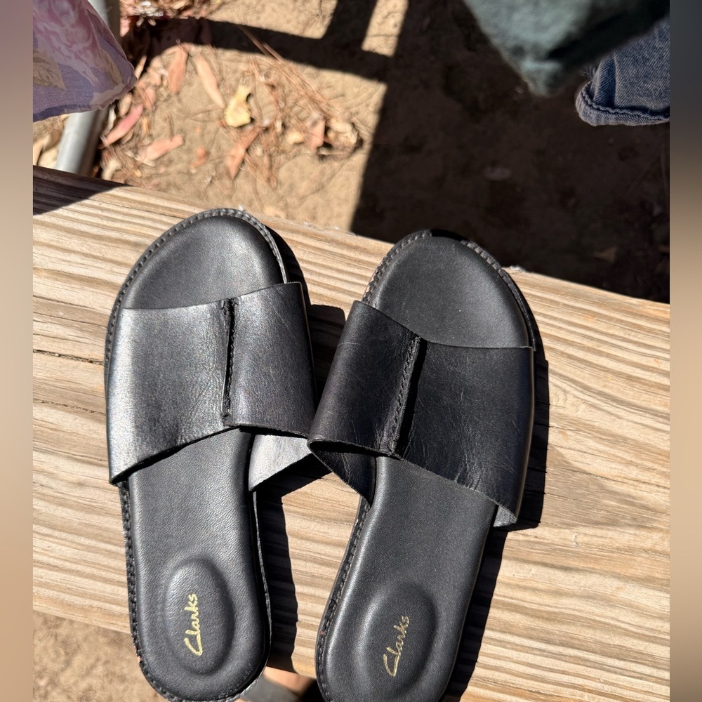 Clarks Black Leather sandals